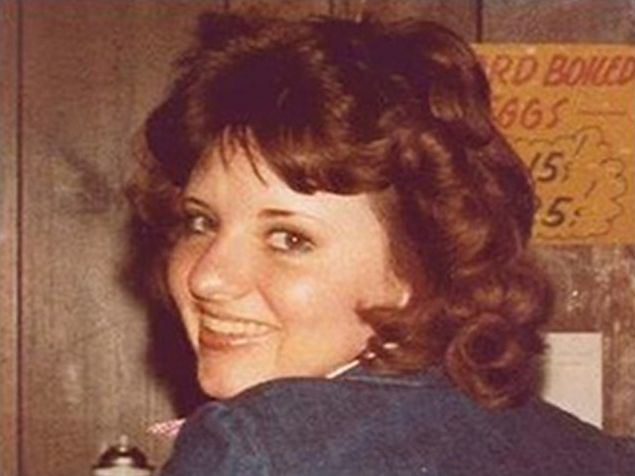 Photo for case Suzanne Sayles